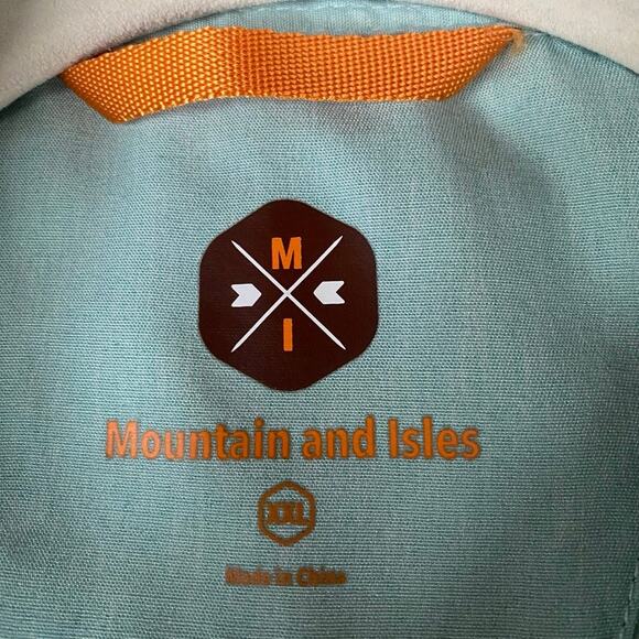 Mountain and isles men’s xxl shirt Outdoor Moisture Wicking Golf Casual Gorpcore - Picture 5 of 6